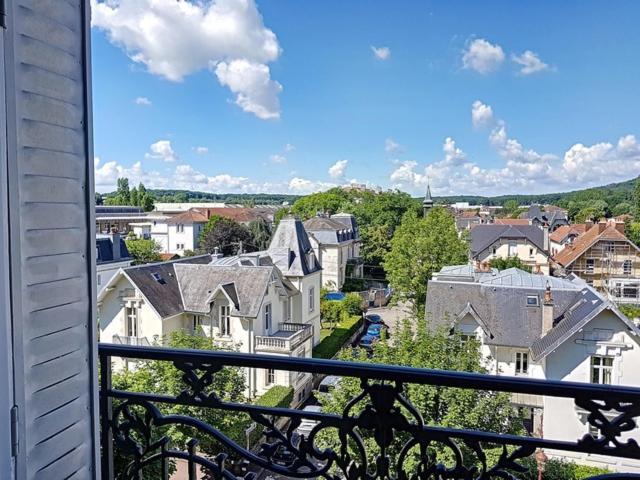 Vittel Spacieux 2 Pieces Renove - Confortable - Vue - 200 Metres Thermes Exterior foto